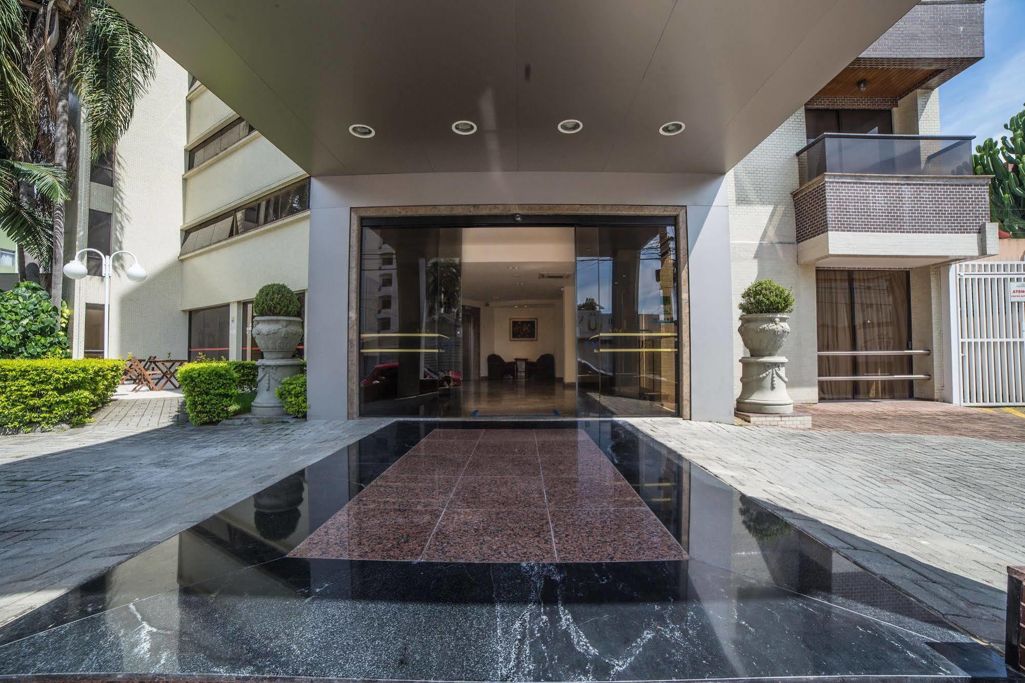 Hotel Ema Palace Сан-Жозе-дус-Кампус Екстер'єр фото
